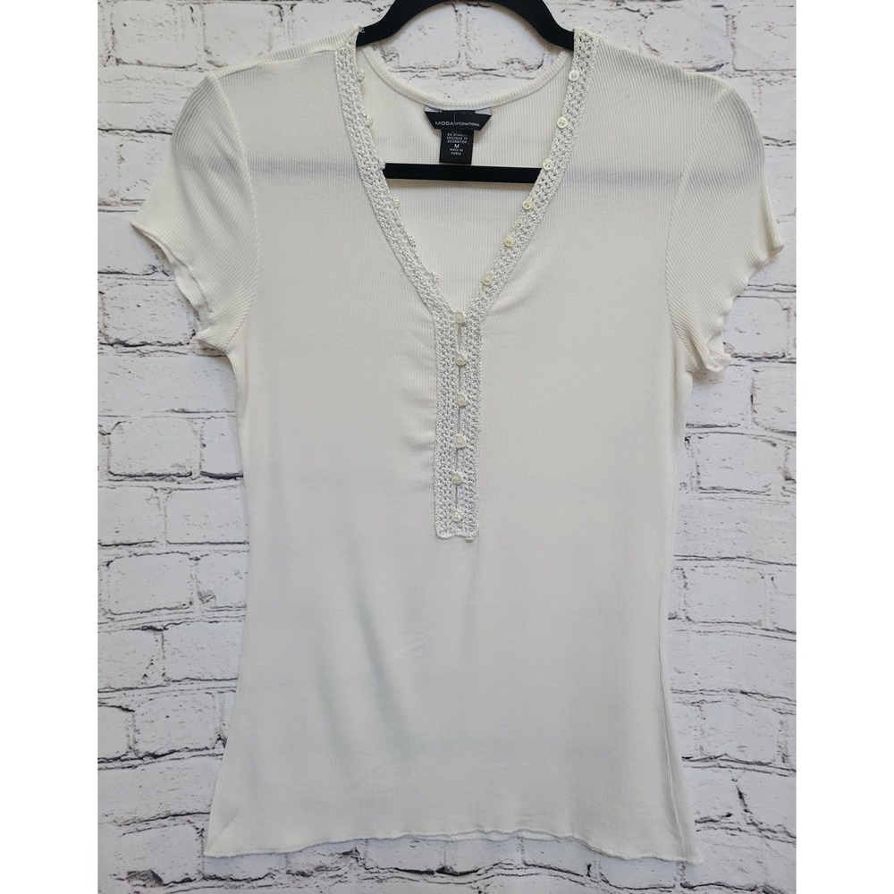 Moda International Y2K Ribbed Crochet Trim V-Neck Top Cream Medium